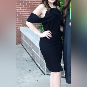 Gianni Bini Cold Shoulder Elegant Black Dress